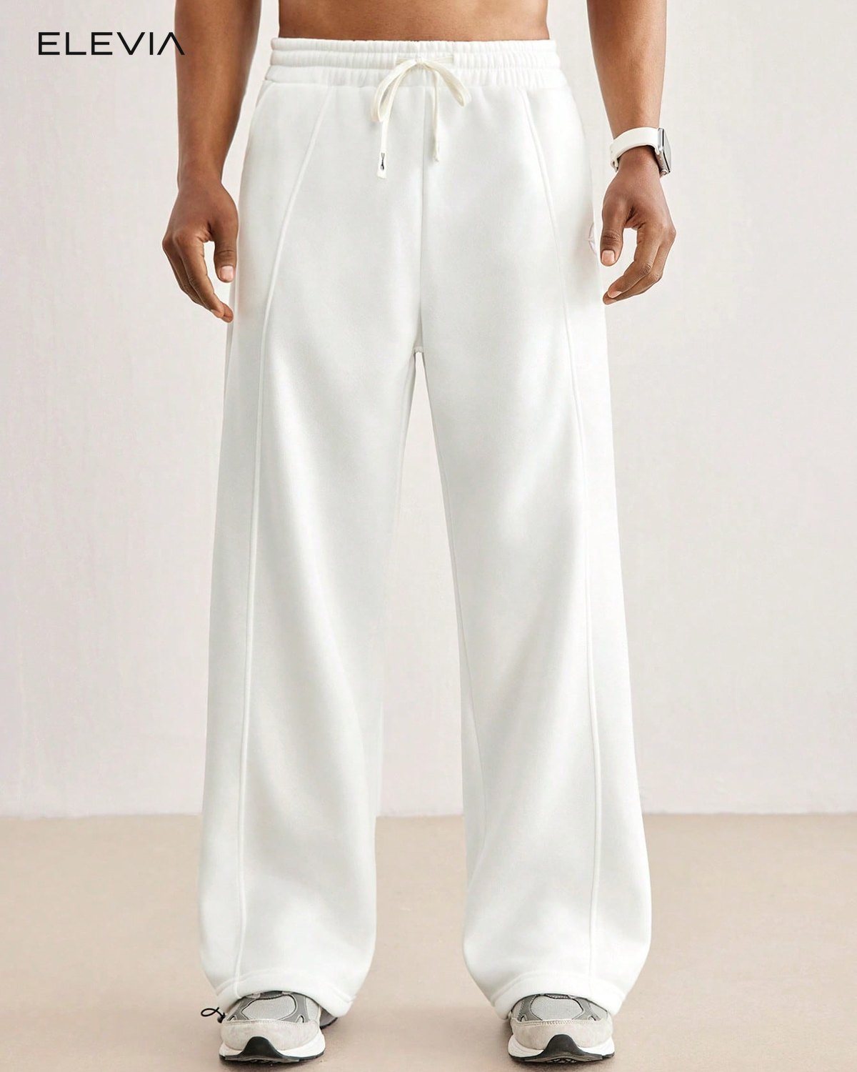 Crest Embroidered Sweatpant