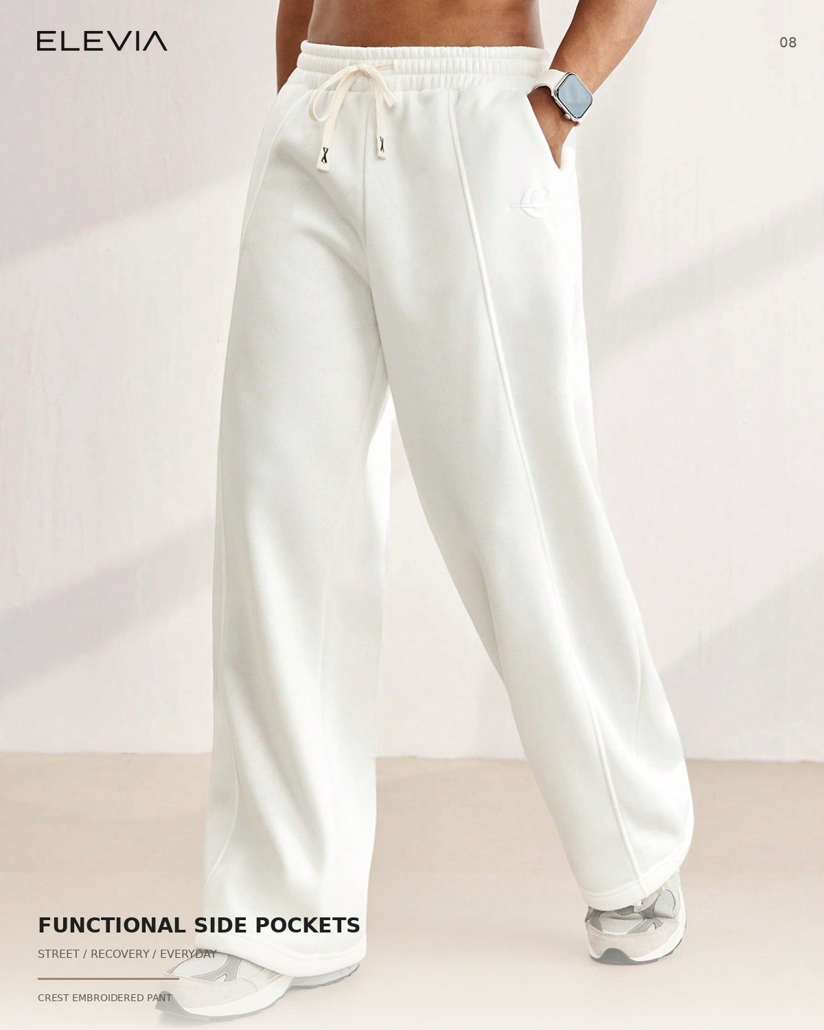 Crest Embroidered Sweatpant