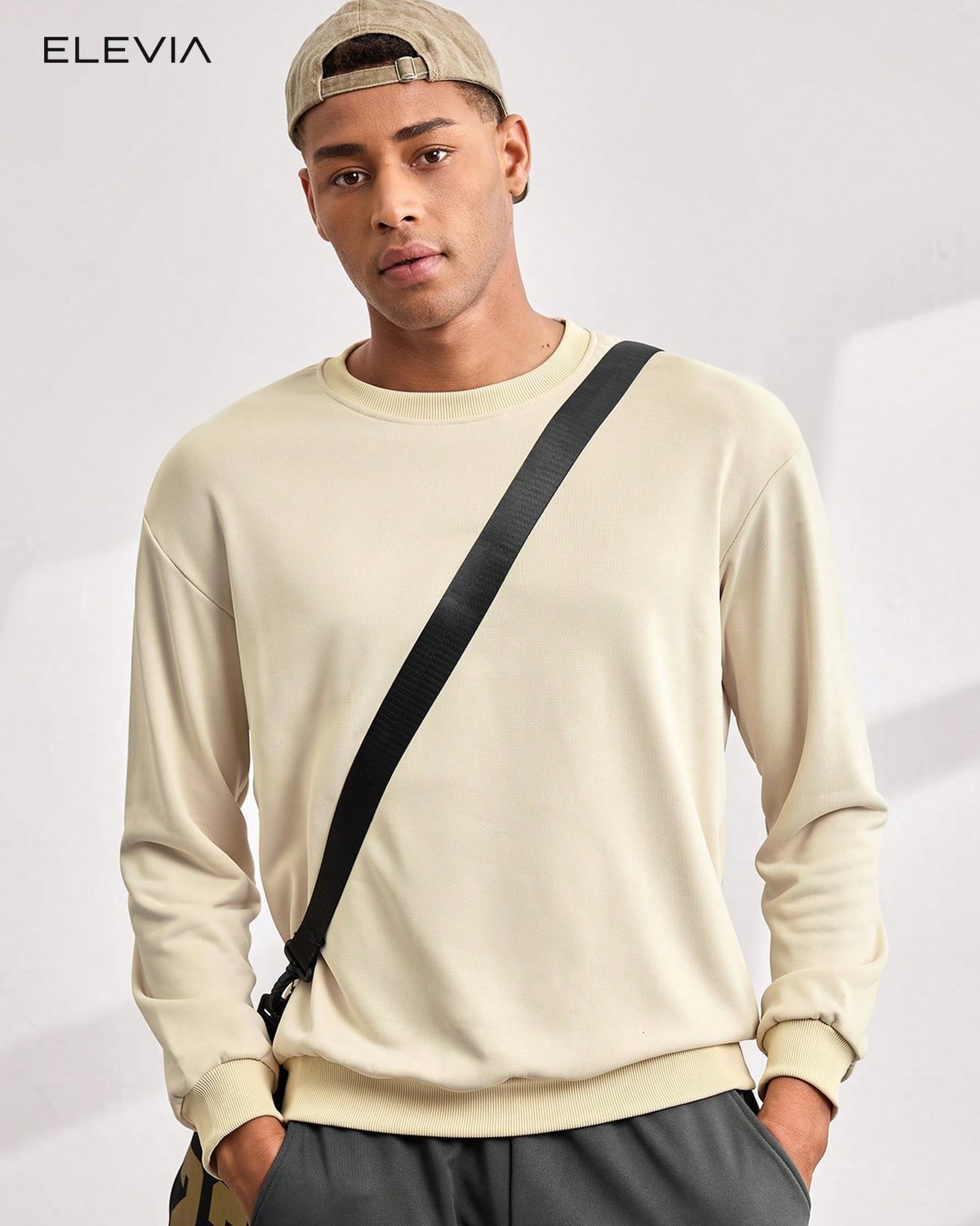 Studio Pullover Sweatshirt